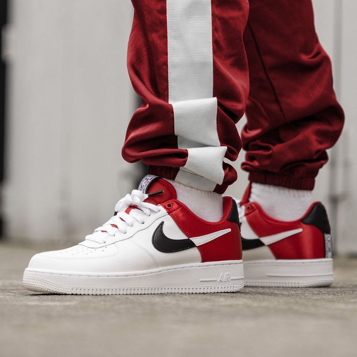 nike air force 1 07 lv8 red white black