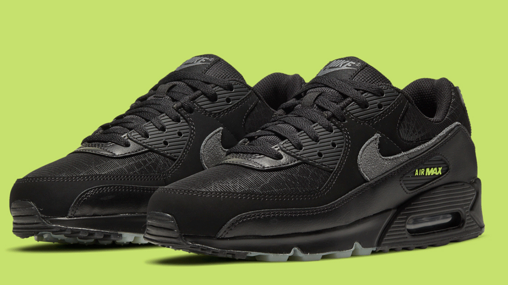 air max 90 spider web