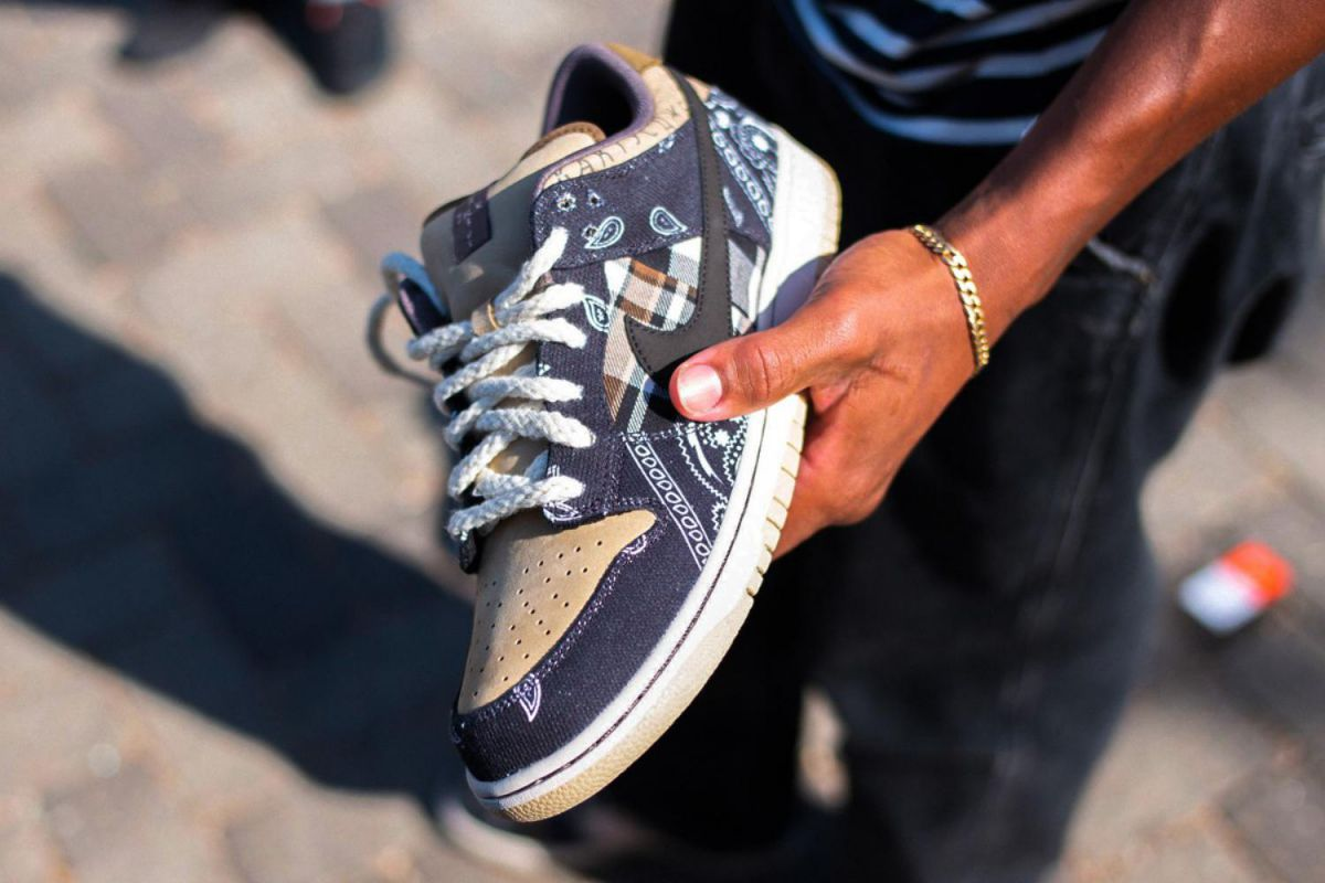 nike-dunk-nike-sb-dunk-bieu-tuong-cua-phong-cach-song-duong-pho