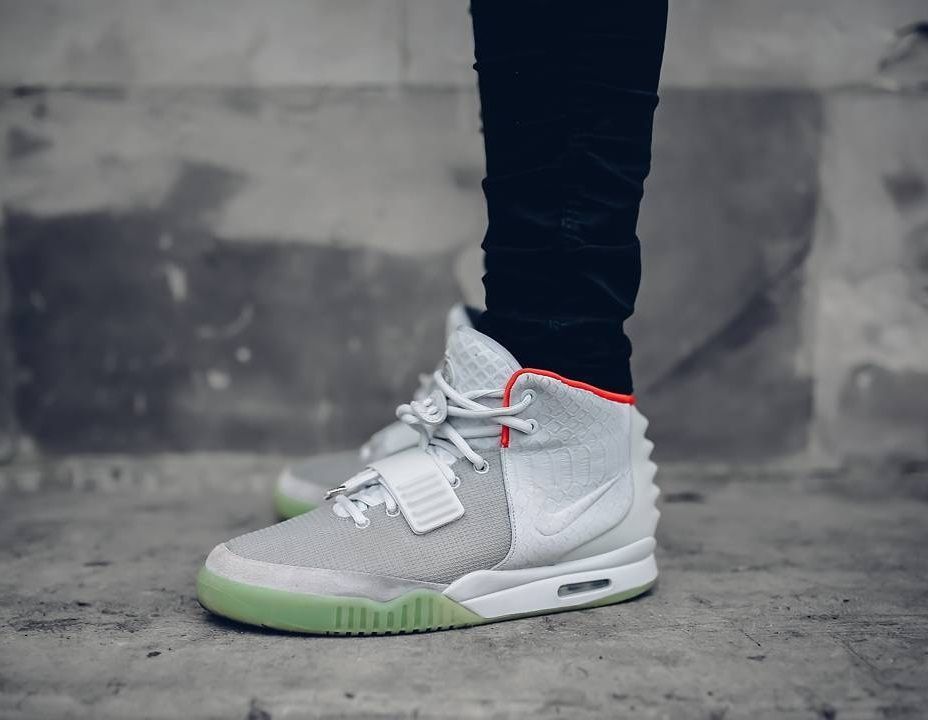 Cai-nhin-chi-tiet-ve-lich-su-cua-yeezy