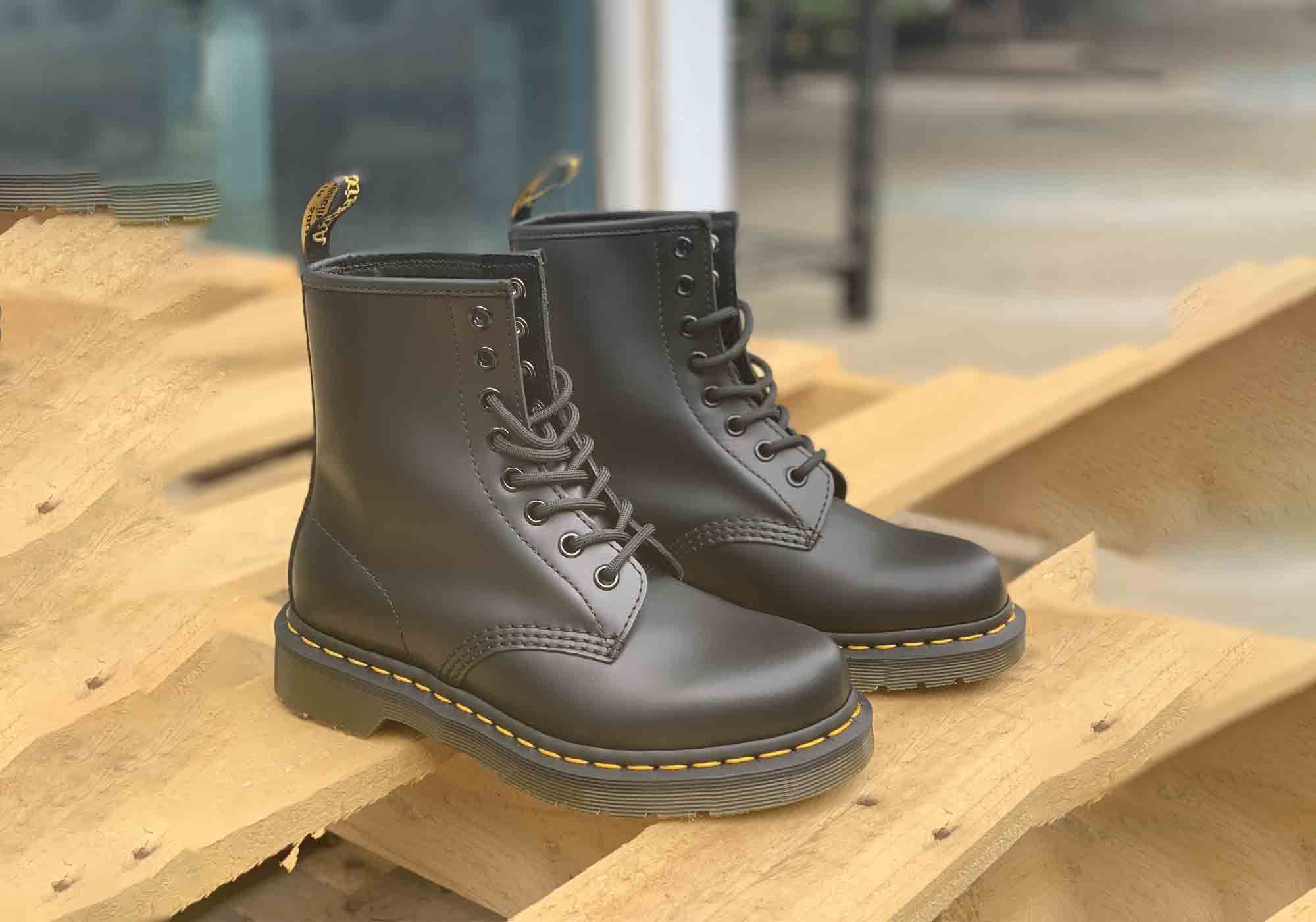 Dr-martens-cach-phong-cach-va-thiet-ke-da-tao-nen-lich-su