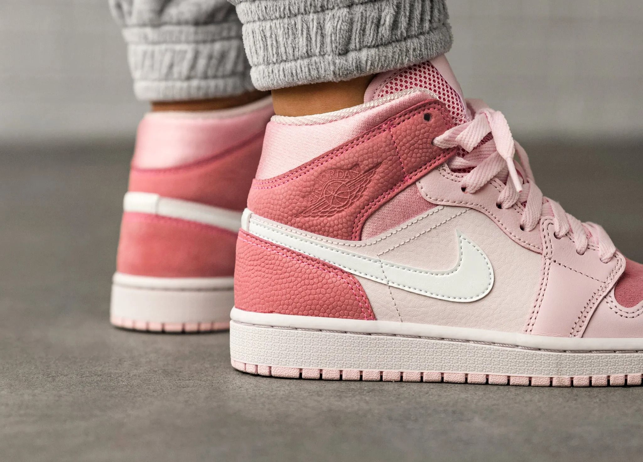 nike air dc pink