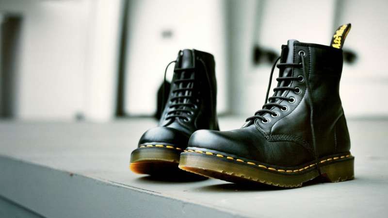 Dr-martens-cach-phong-cach-va-thiet-ke-da-tao-nen-lich-su