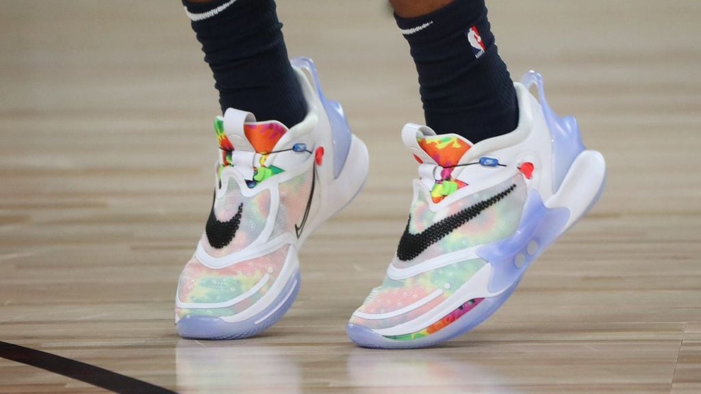 nhung-loi-khuyen-cho-ban-truoc-khi-mua-nike-adapt-bb-2-0