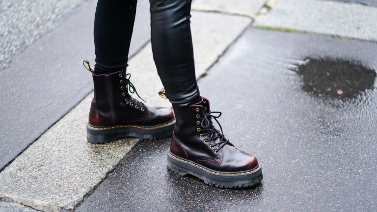 Dr-martens-cach-phong-cach-va-thiet-ke-da-tao-nen-lich-su