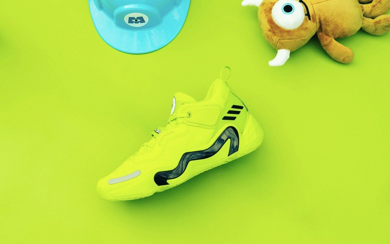 tro-ve-up-to-be-provided-ban-adidas-x-monster-inc
