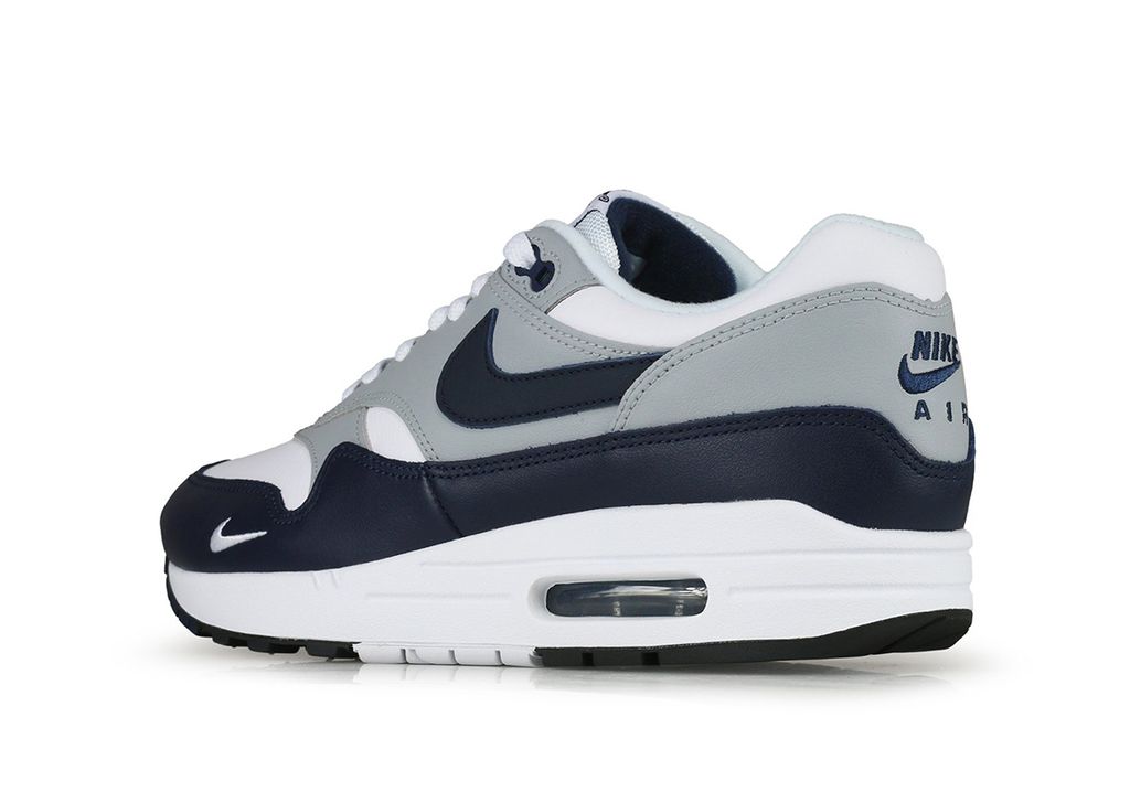 nike air max lv 8