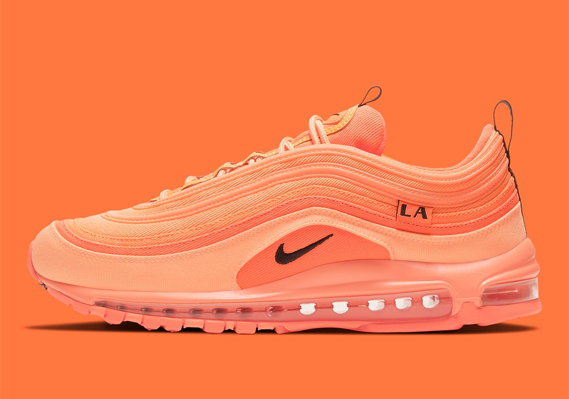 nike react infinity pink