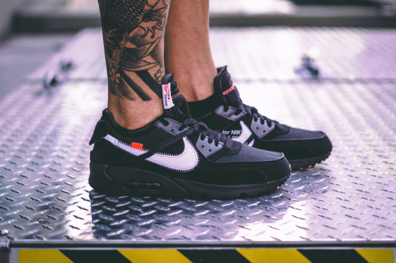 nhung-ban-hop-tac-off-white-x-nike-tu-te-nhat-toi-tot-nhat-phan-2