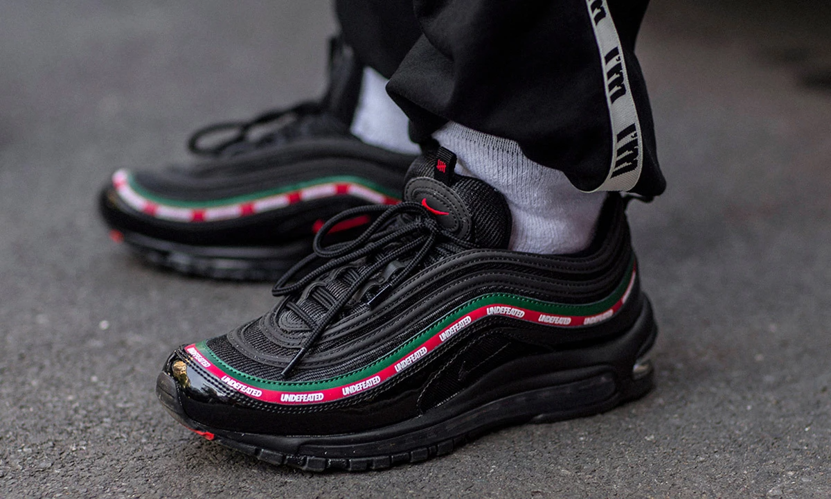 undefeated pack air max 97