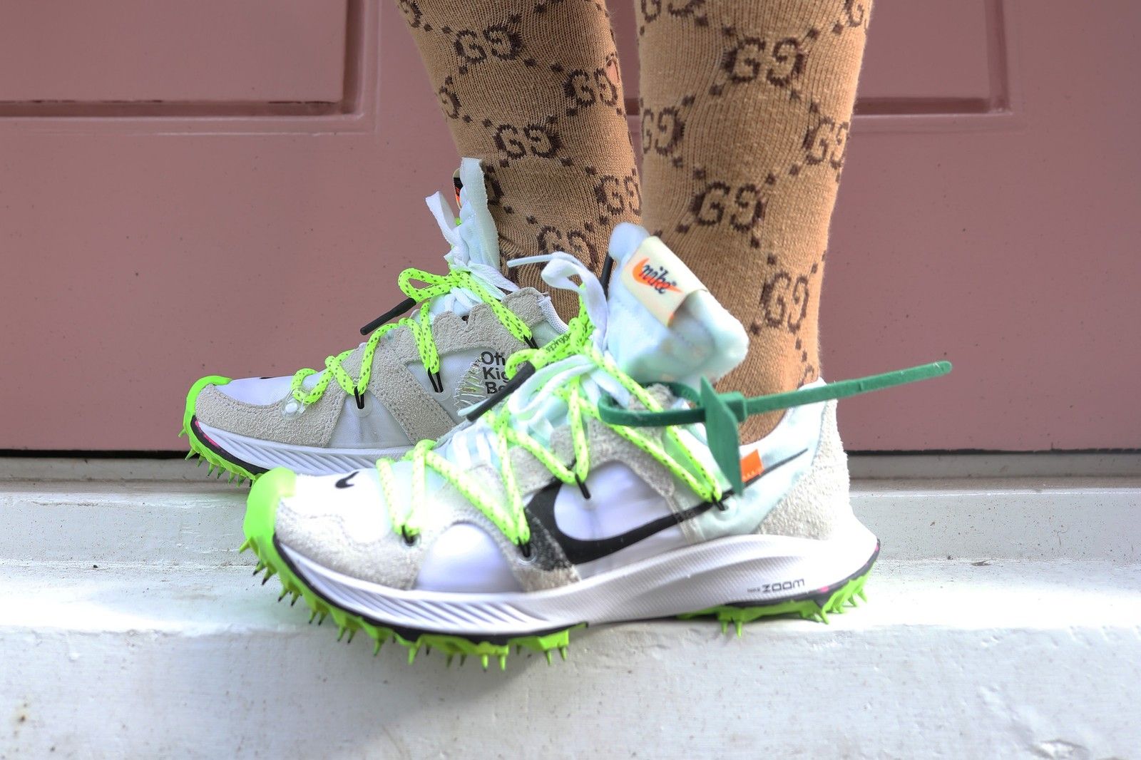 nhung-bo-suu-tap-sneaker-off-white-x-nike-dinh-nhat-tu-truoc-den-nay