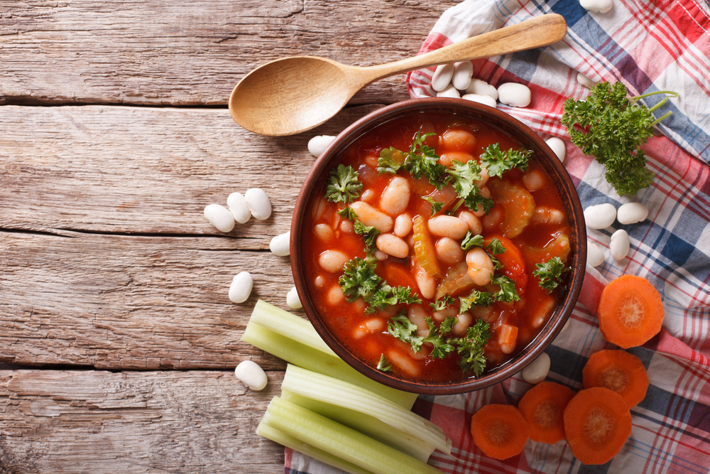 Hướng dẫn thực đơn chay dễ làm với công thức Minestrone – soup rau củ Ý lạ miệng