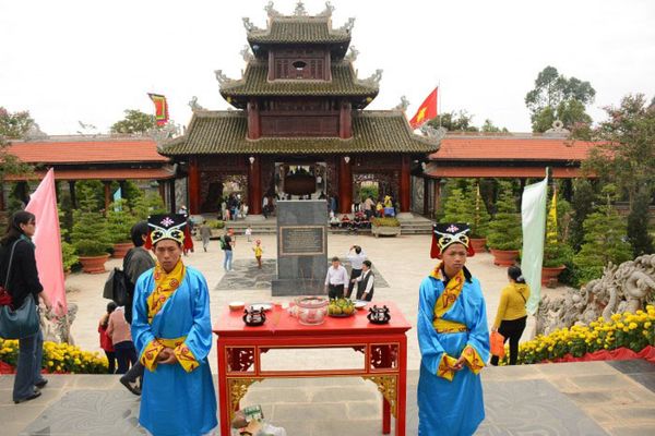 Khu du lịch văn hóa Phương Nam