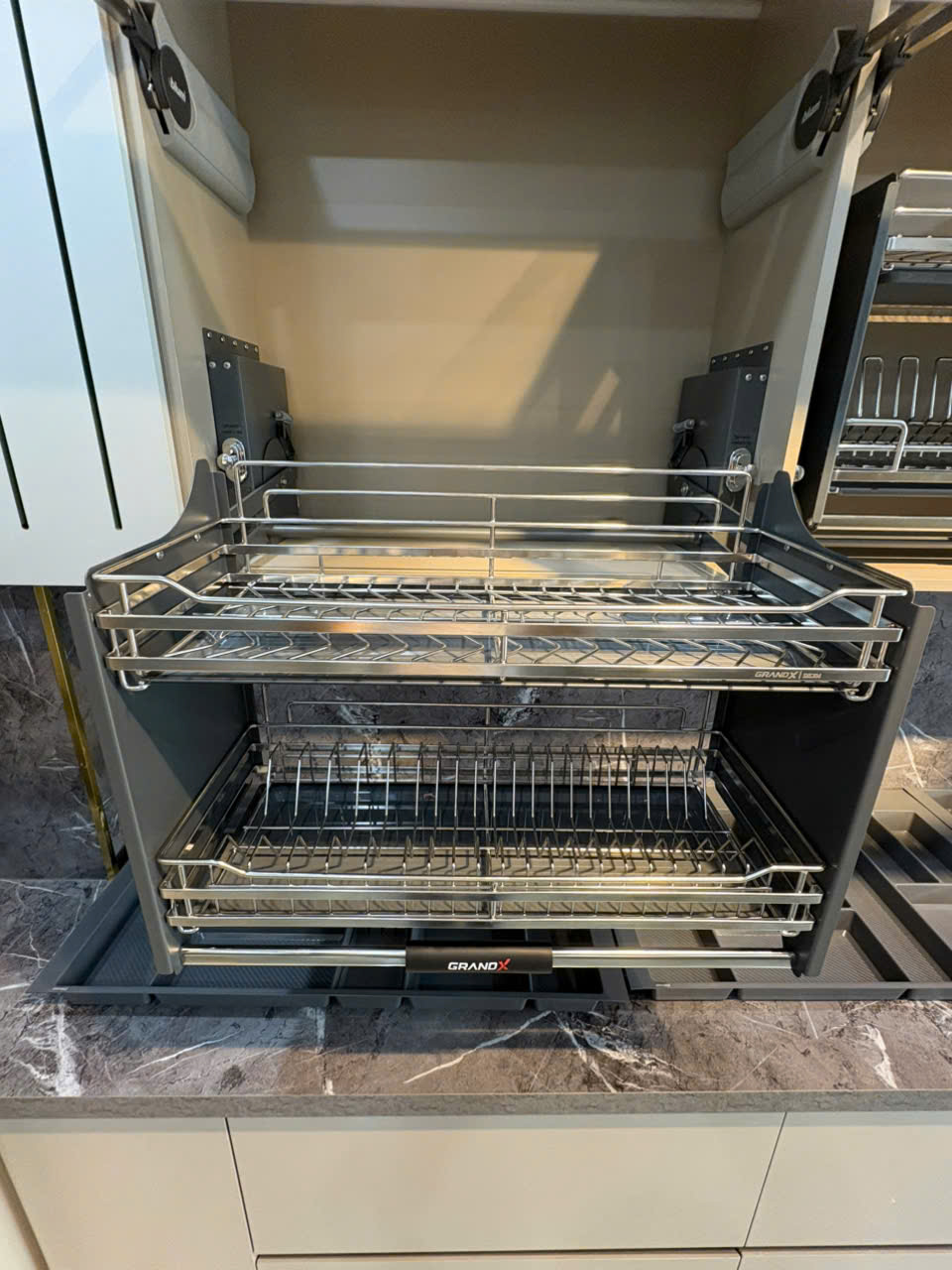 Sirius Series GRANDX – Giải pháp phụ kiện bếp linh hoạt cho căn hộ và nhà phố hiện đại tại Bình Dương