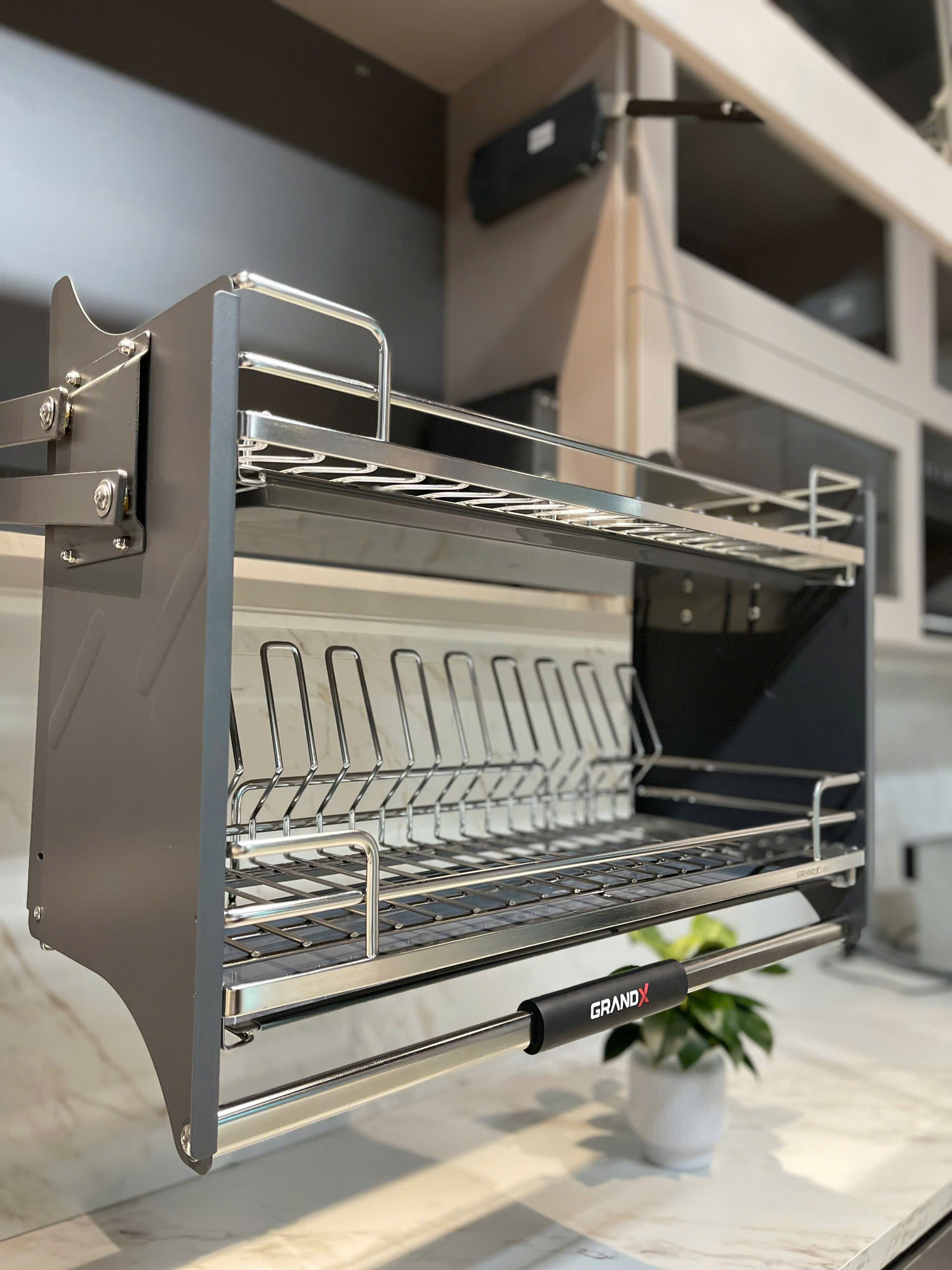 Top 5 phụ kiện tủ bếp GRANDX được ưa chuộng nhất tại TP.HCM năm 2025