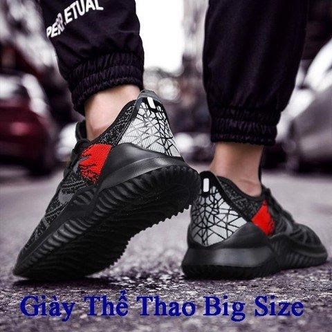Nam Chi tổng kho giày dép cỡ lớn tại Hà Nội