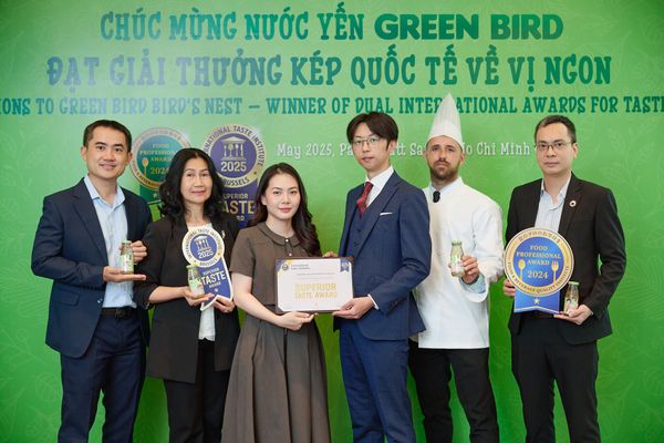 NƯỚC YẾN GREEN BIRD GIÀNH GIẢI THƯỞNG KÉP QUỐC TẾ VỀ VỊ NGON