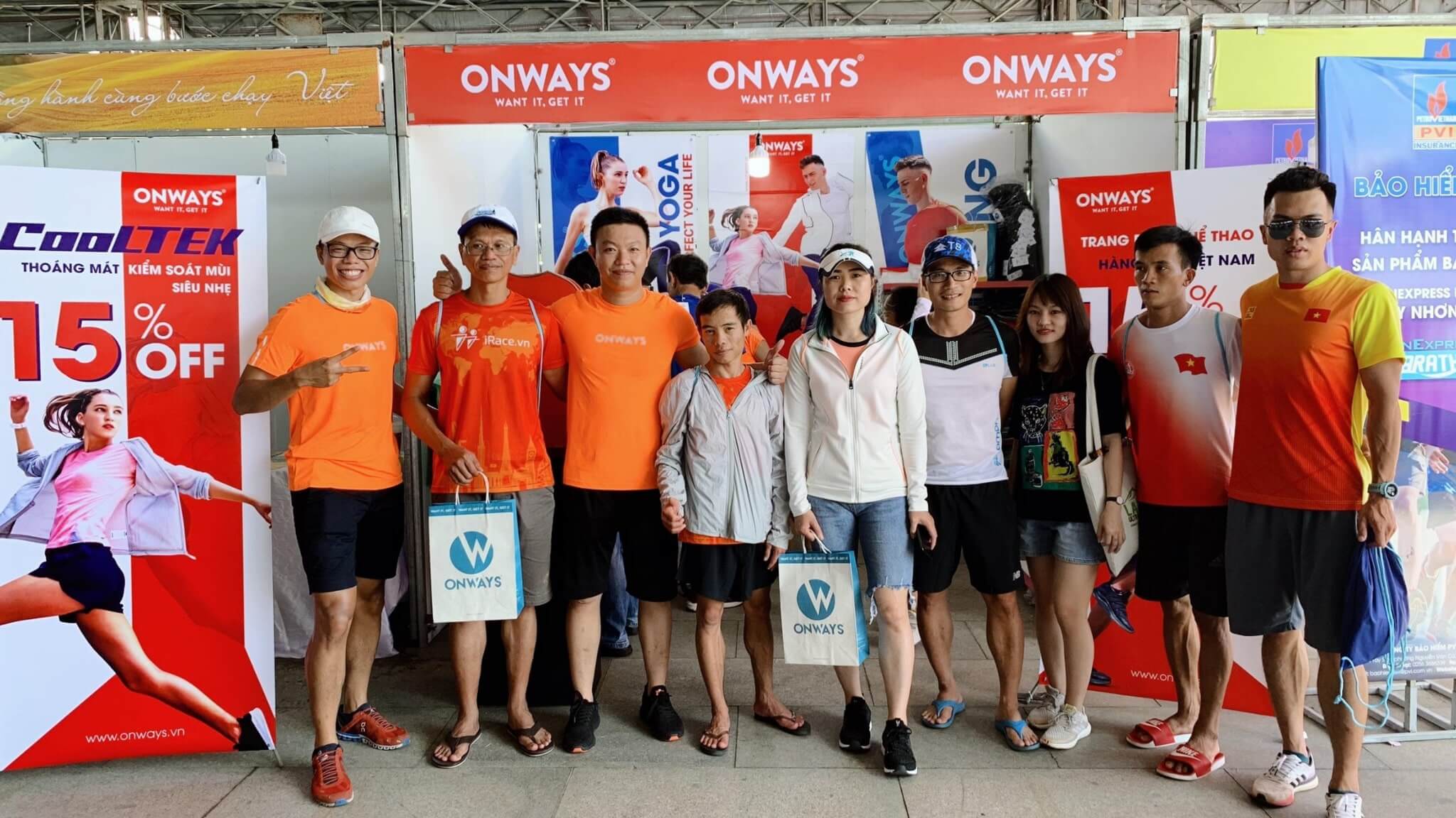 ONWAYS khuấy động Expo VNExpress Quy Nhơn