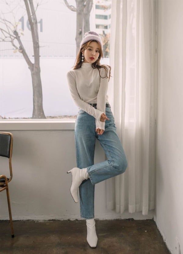 Mix giày boot nữ cổ thấp cùng quần jeans