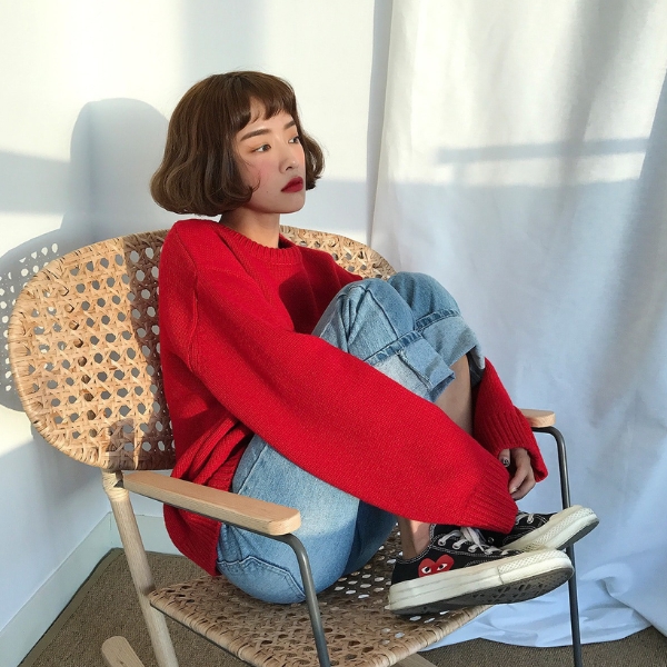 Áo len phối với quần jean