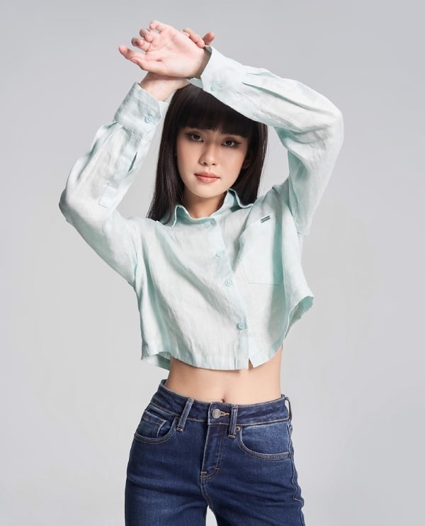 Áo sơ mi dáng croptop