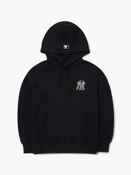 Mẫu áo hoodie đơn giản, trẻ trung của thương hiệu MLB.
