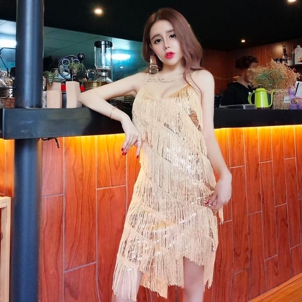 Đầm hai dây gợi cảm