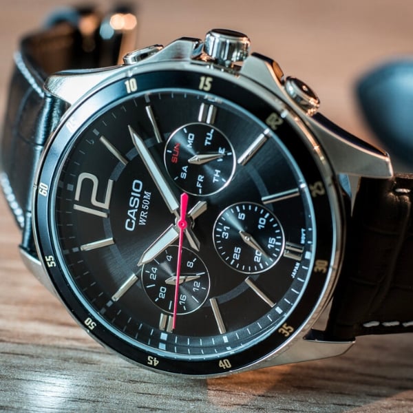 Đồng hồ thời trang Casio