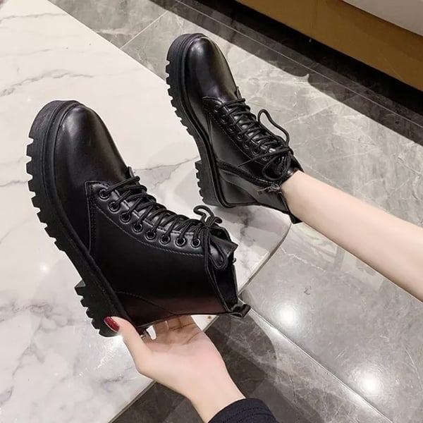 Nhất định bạn phải sắm một 'đôi giày boot nữ cổ cao Hàn Quốc' cho mùa đông  này
