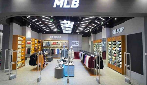 SUNI on Instagram Mọi người đã tới tham quan store mới khai trương của MLB  tại Vivo City quận 7 chưa ạ mlb newstoreopening ad E cảm ơn  a