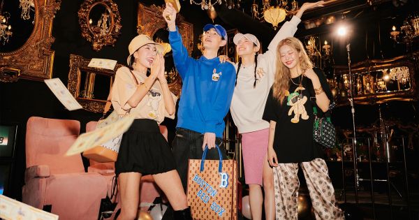 Mua giày thể thao chính hãng tại Maison Online