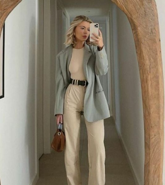 Mua áo blazer giá tốt chuẩn auth phối style casual tại Maison Online