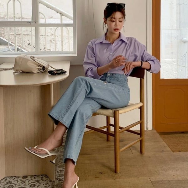 Quần jeans kết hợp với áo sơ mi