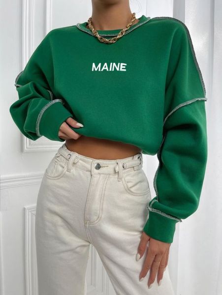 Cách phối áo hoodie không mũ với quần jean đẹp, sành điệu