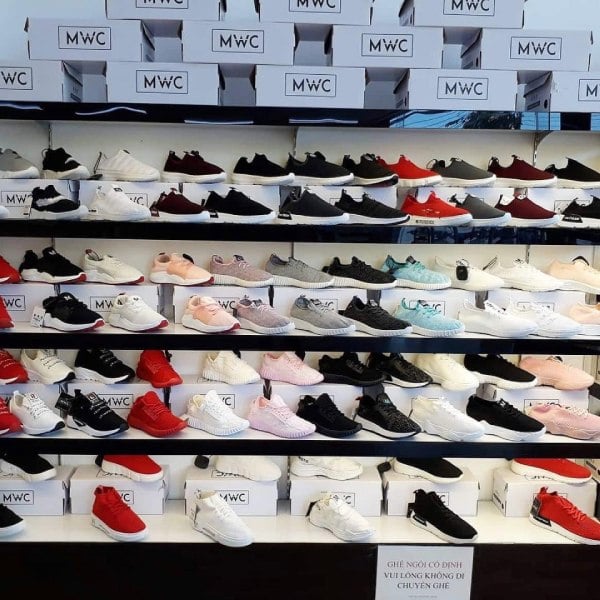 "Nổ địa chỉ" hơn 30 shop giày nam sneaker ở Hà Nội & TPHCM uy tín