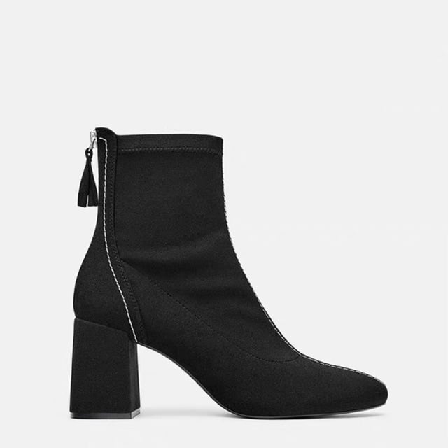 Giày boot nữ Zara