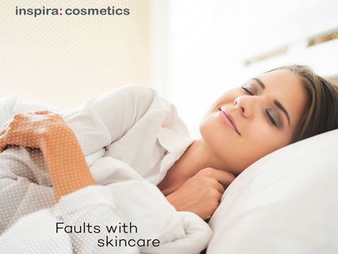 THAY VỎ GỐI THƯỜNG XUYÊN SẼ GIÚP BẢO VỆ CHO LÀN DA CỦA BẠN.