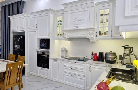 HOÀN THIỆN TỦ BẾP GỖ SỒI MỸ NHÀ CHỊ HIỀN ĐỒNG NAI