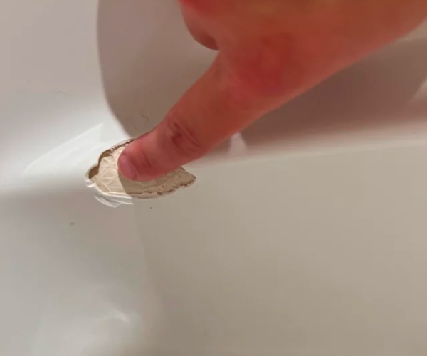 Cách xử lý bồn tắm bị nứt