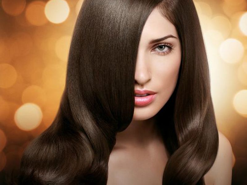 Xịt dưỡng tóc loại nào thơm để ướp hương dài lâu trên mái tóc