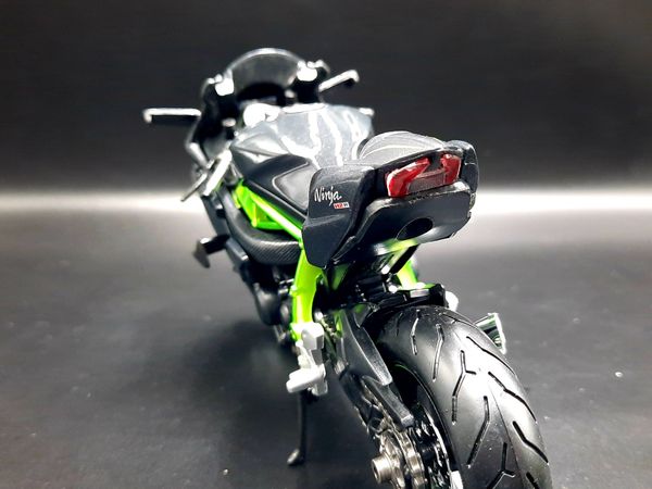 Kawasaki nâng cấp Ninja H2 2019 thành superbike mạnh nhất thế giới |  Welovecar.