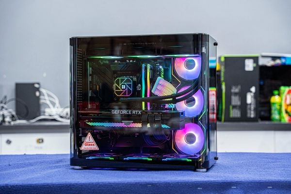 PC SUPER MAX GAMING 2K 4K INFINITY RTX 4080 Super - 13700K