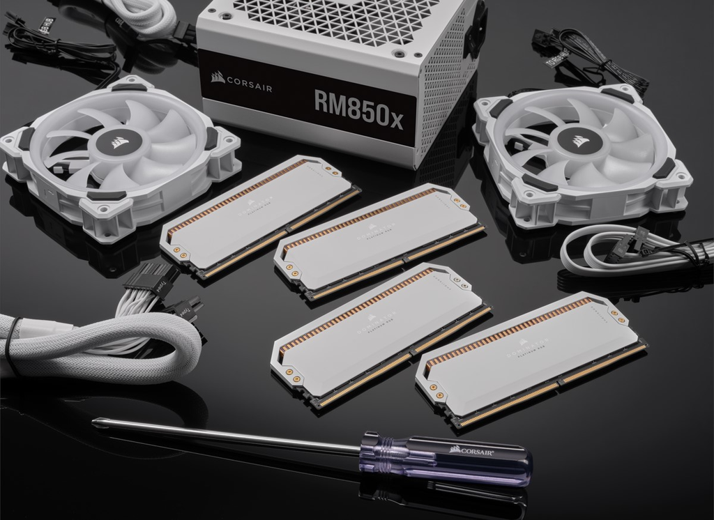 Ram Corsair Dominator Platinum RGB White 64GB(2x32GB) Bus 5600MHz DDR5 (CMT64GX5M2B5600C40W)