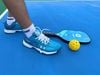 Hướng dẫn chọn giày Pickleball phù hợp với các loại sân