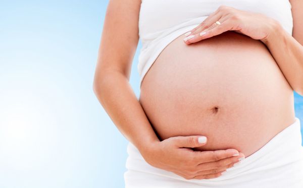 Thai phụ nên tập luyện từ tháng thứ 4 của thai kỳ
