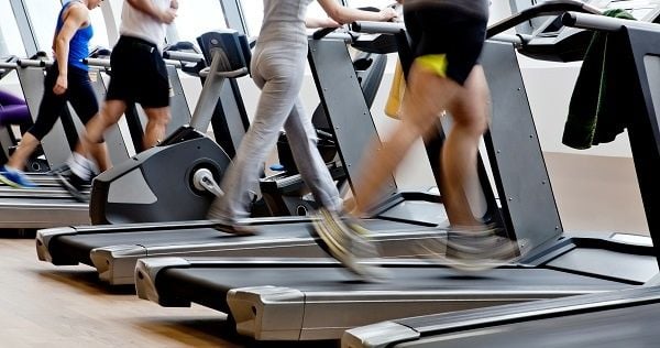 Bài tập HIIT trên máy chạy bộ là bài tập có cường độ cao