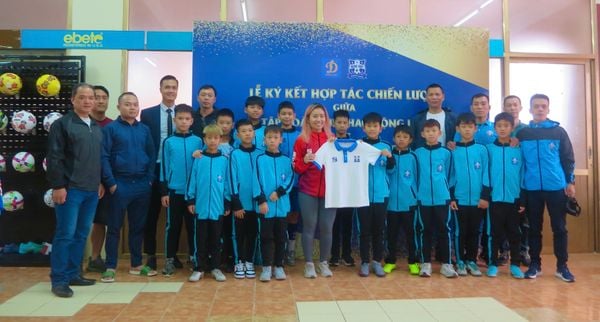 động lực hợp tác chiến lược cùng học viện bóng đá blue sky