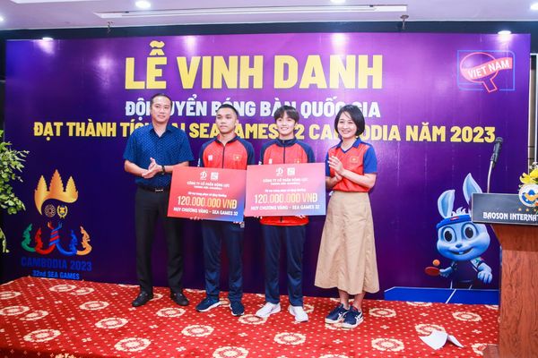 lễ vinh danh đội tuyển bóng bàn việt nam tại SEA Games 32