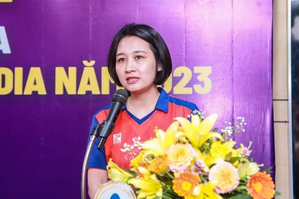 lễ vinh danh đội tuyển bóng bàn việt nam tại SEA Games 32