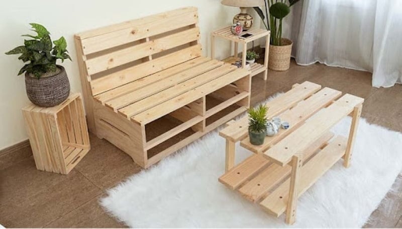 mẫu bàn ghế gỗ thông pallet